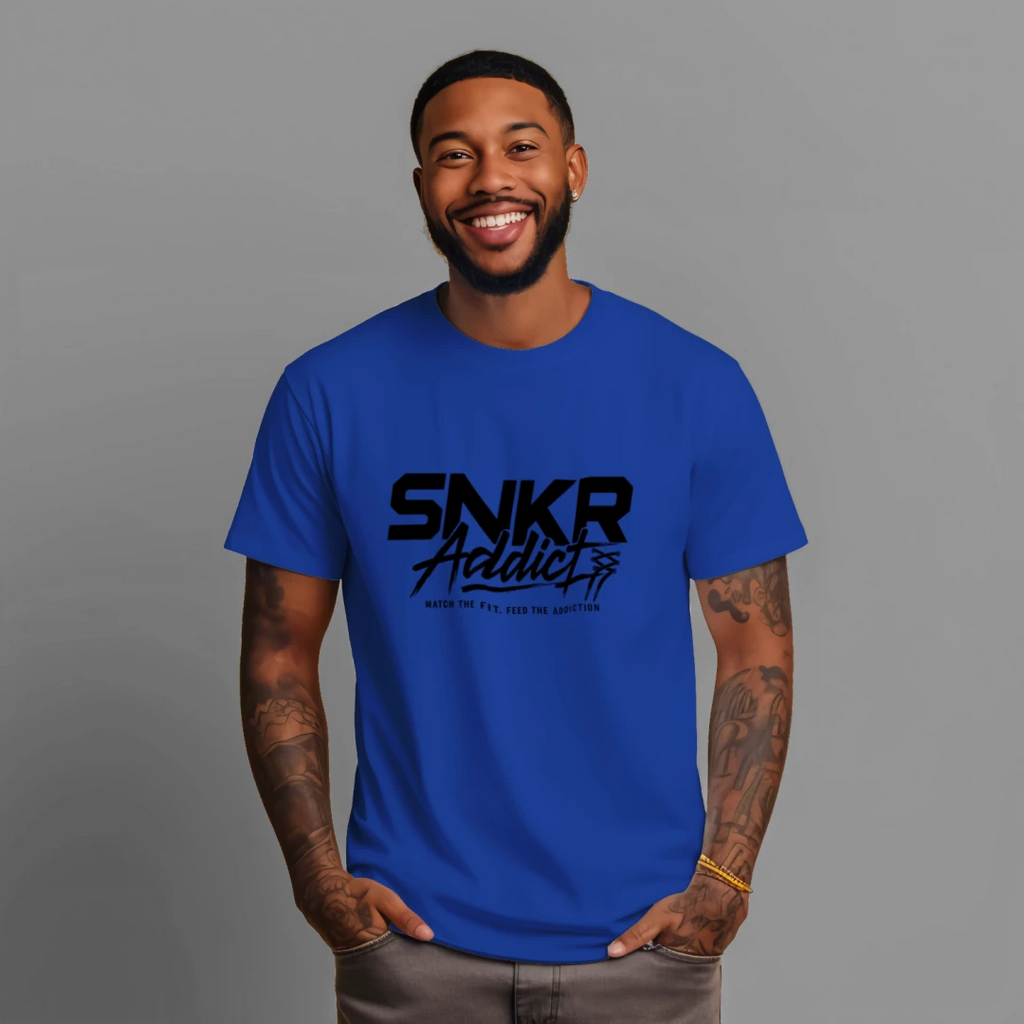 Signature SNKR Addict Blackout Tee